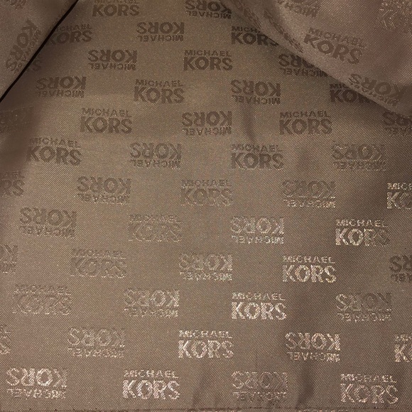 Handbag - Picture 5 of 8